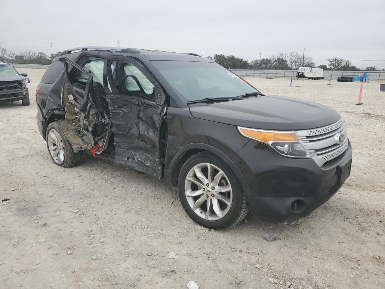 2014 Ford Explorer - Image 4