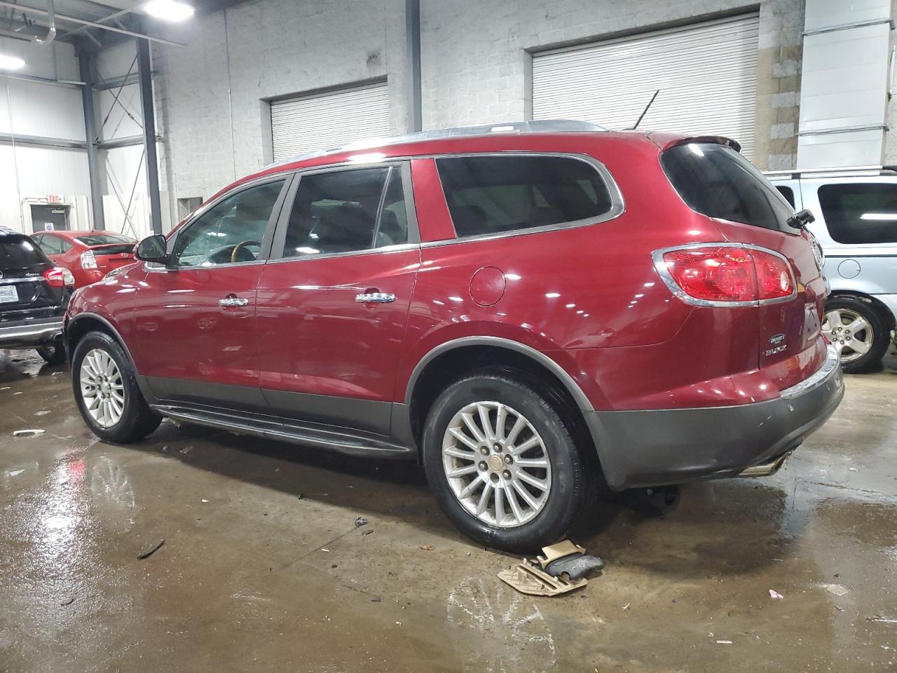 2010 Buick Enclave - Image 2