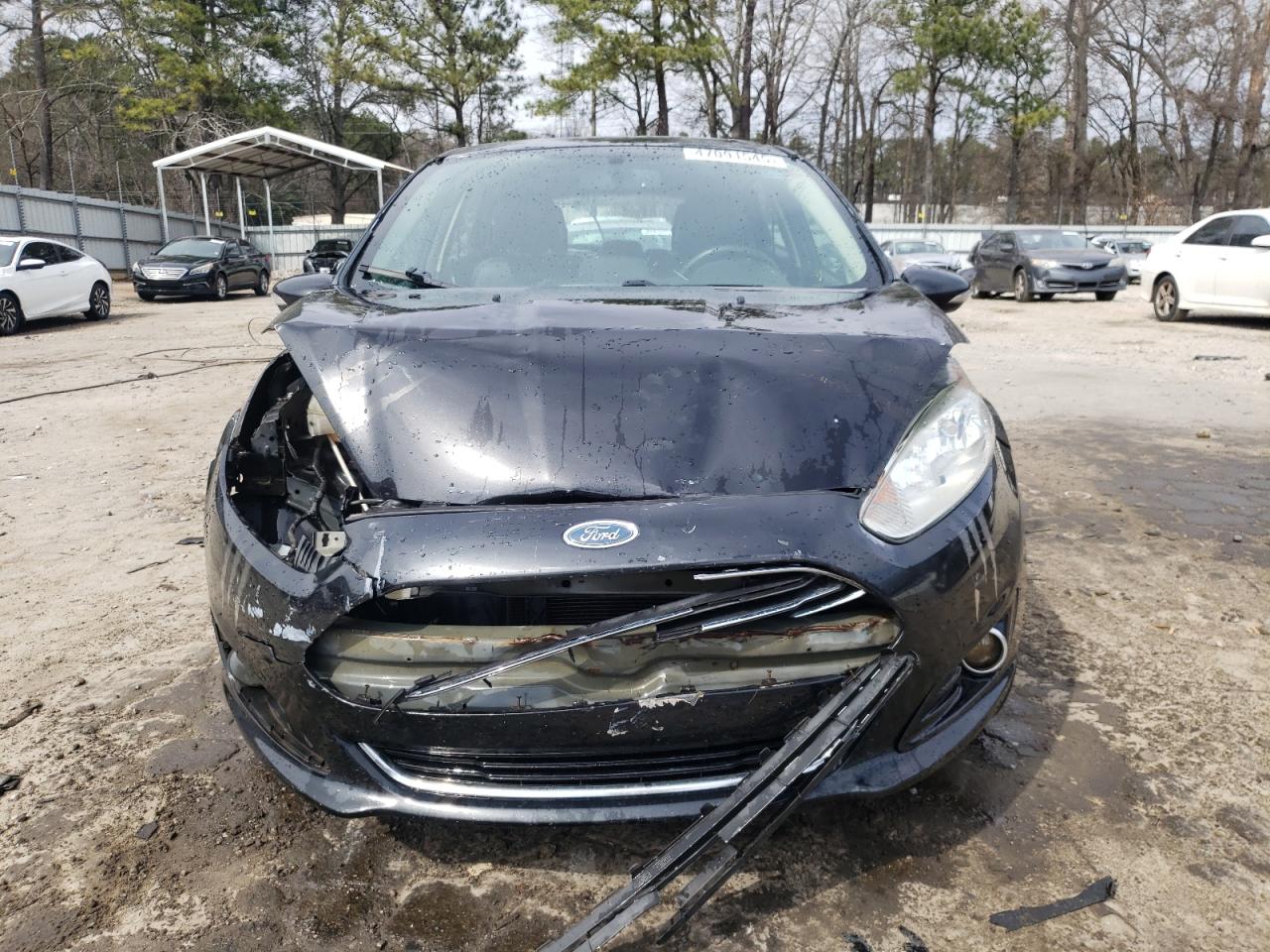 2014 Ford Fiesta - Image 5