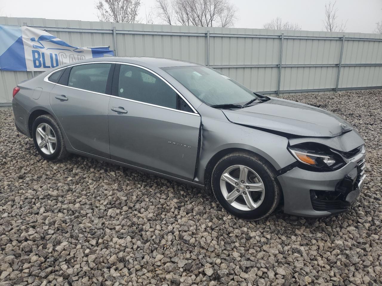 2023 Chevrolet Malibu - Image 4