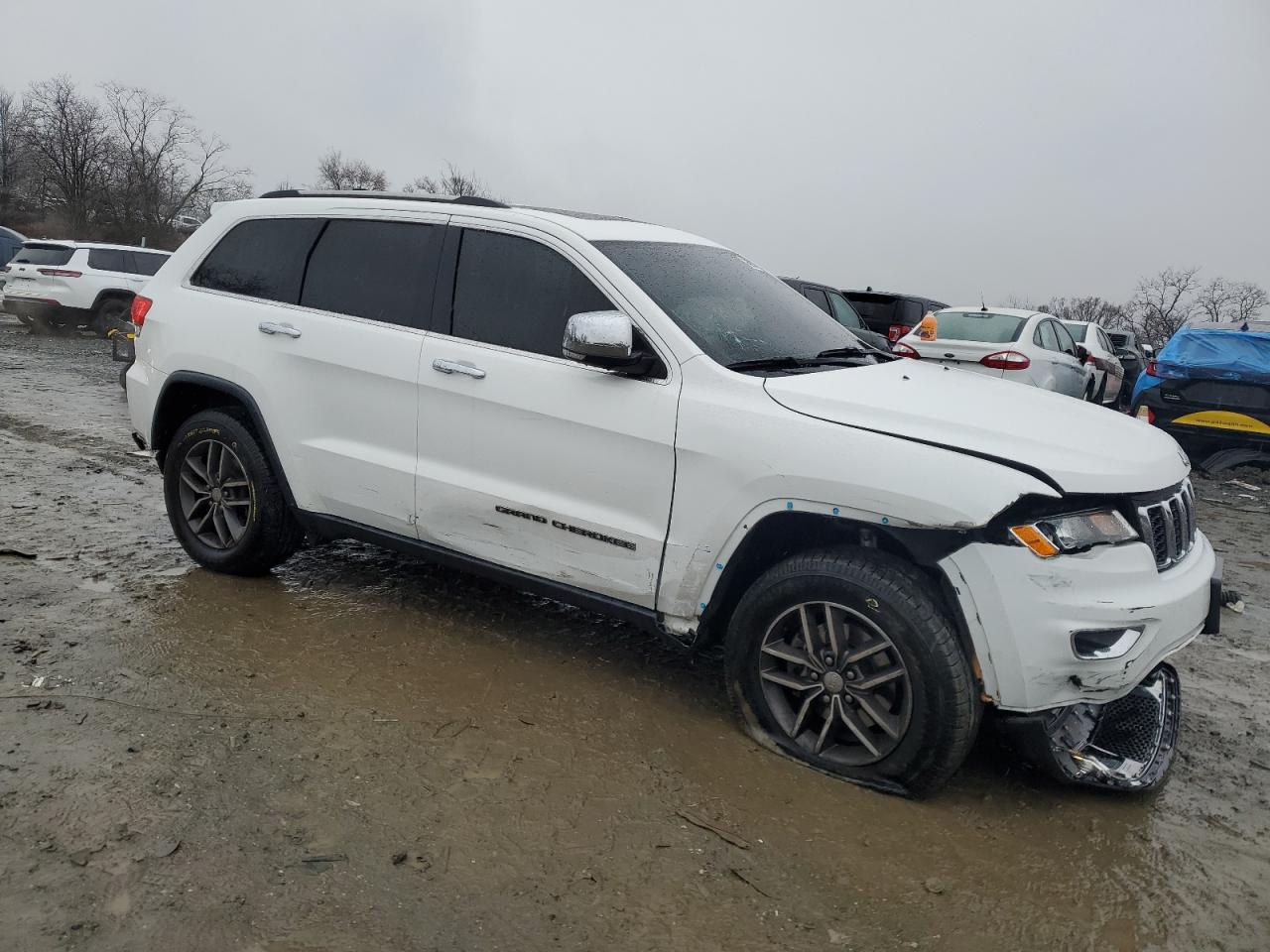 2017 Jeep Grand Cherokee - Image 4