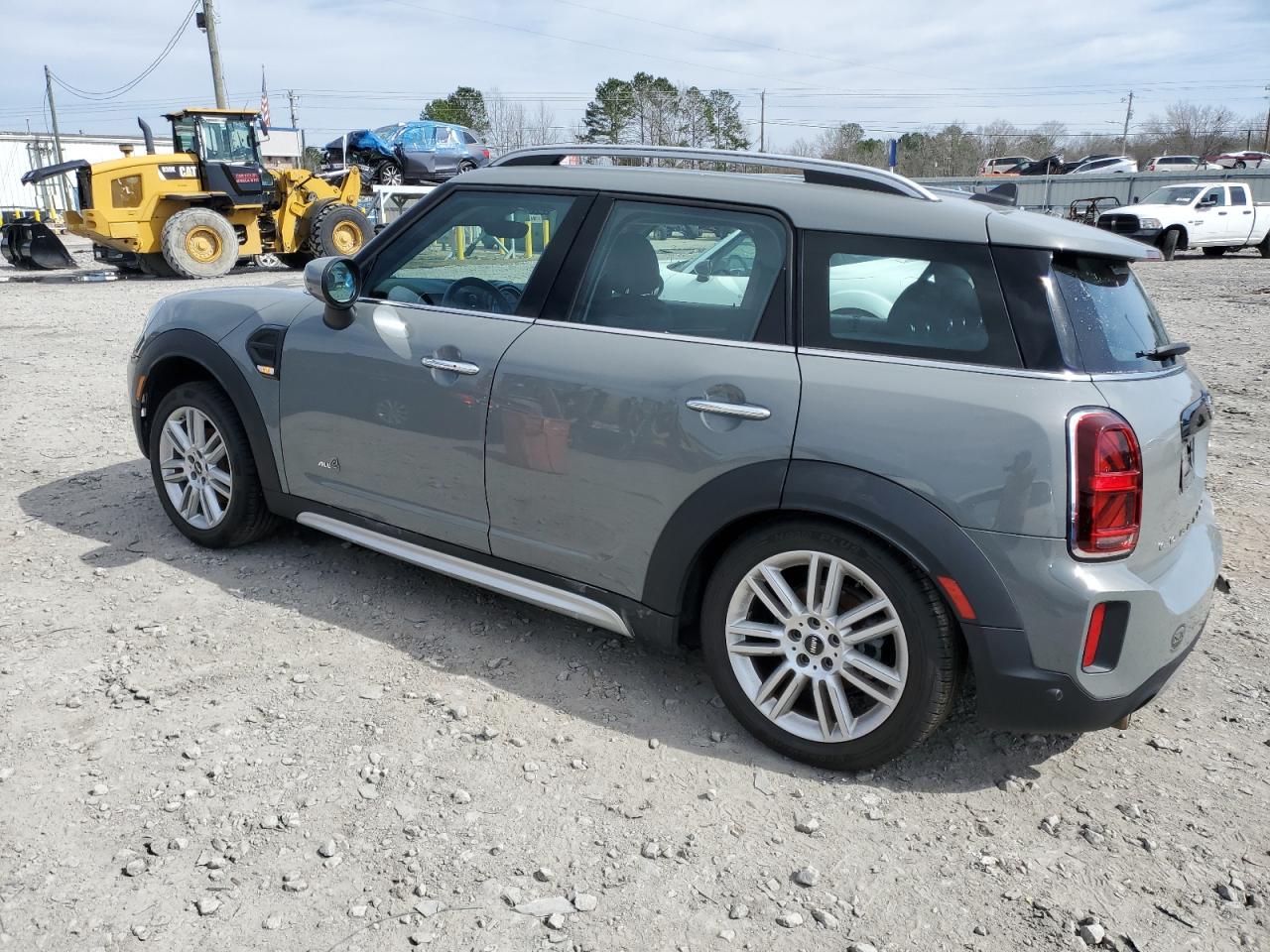 2022 MINI Cooper - Image 2