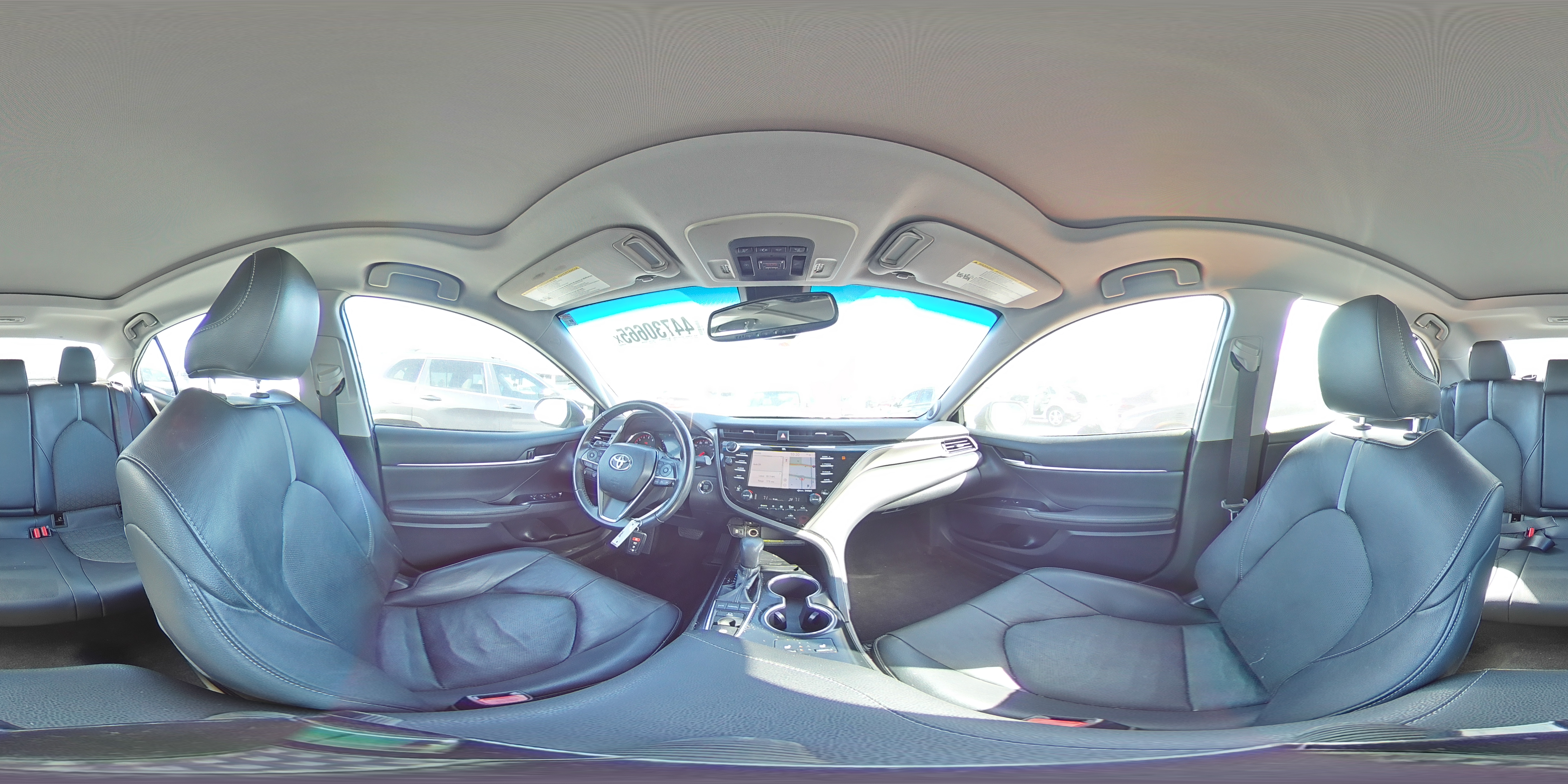 2019 Toyota Camry - Image 12