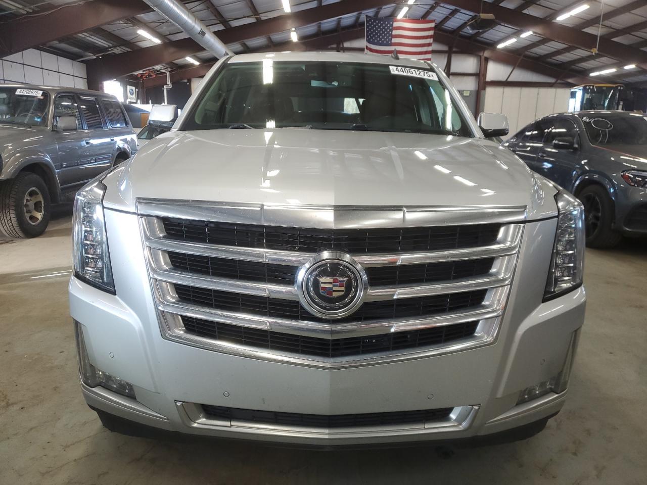 2015 Cadillac Escalade - Image 5
