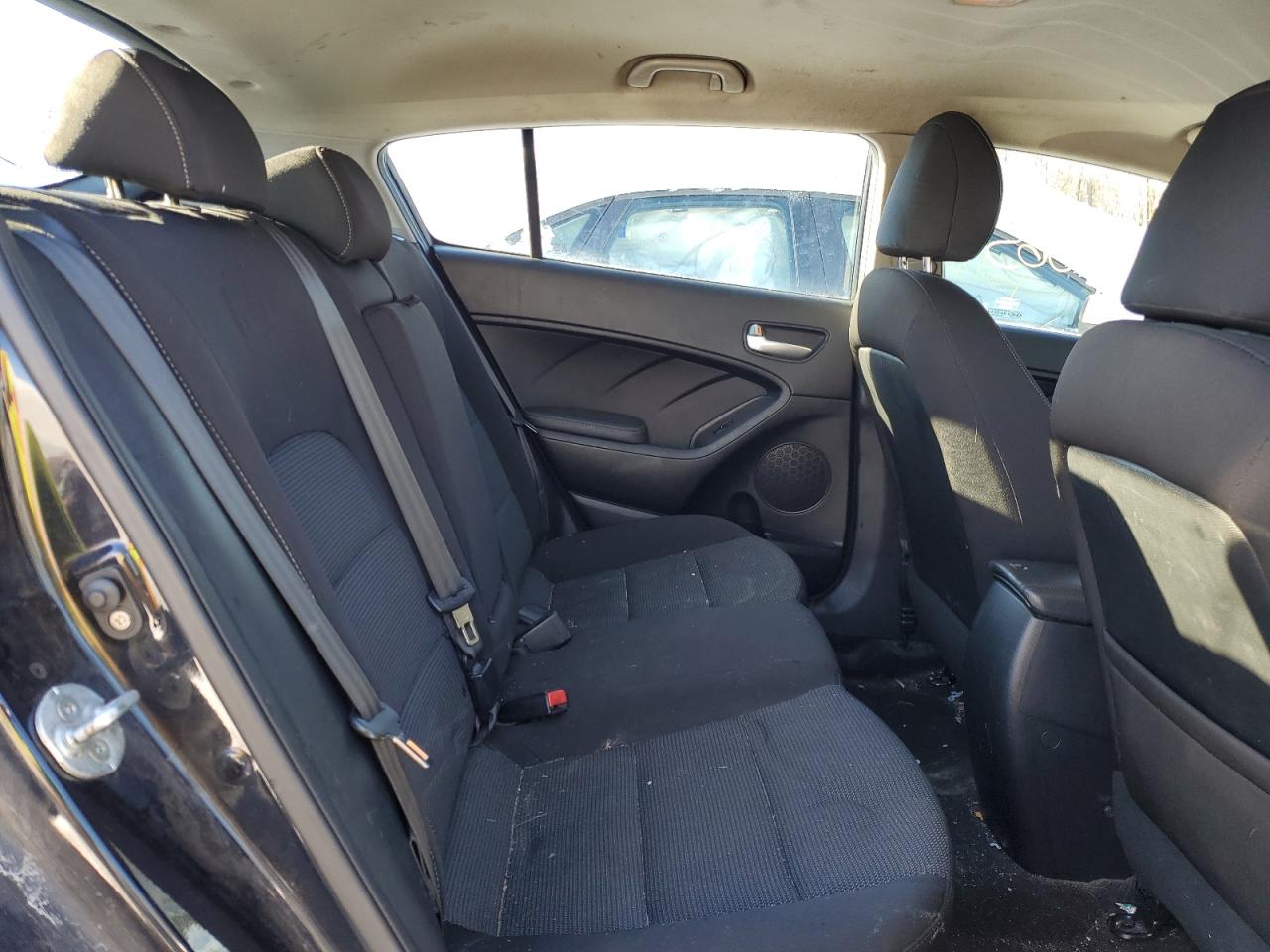 2017 Kia Forte - Image 10