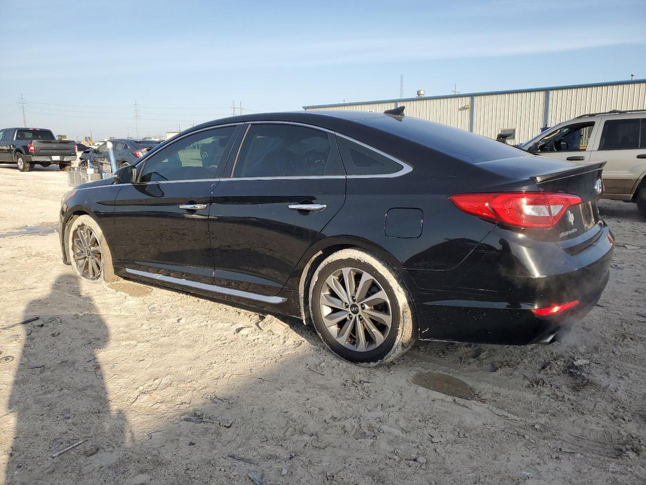 2015 Hyundai Sonata - Image 2