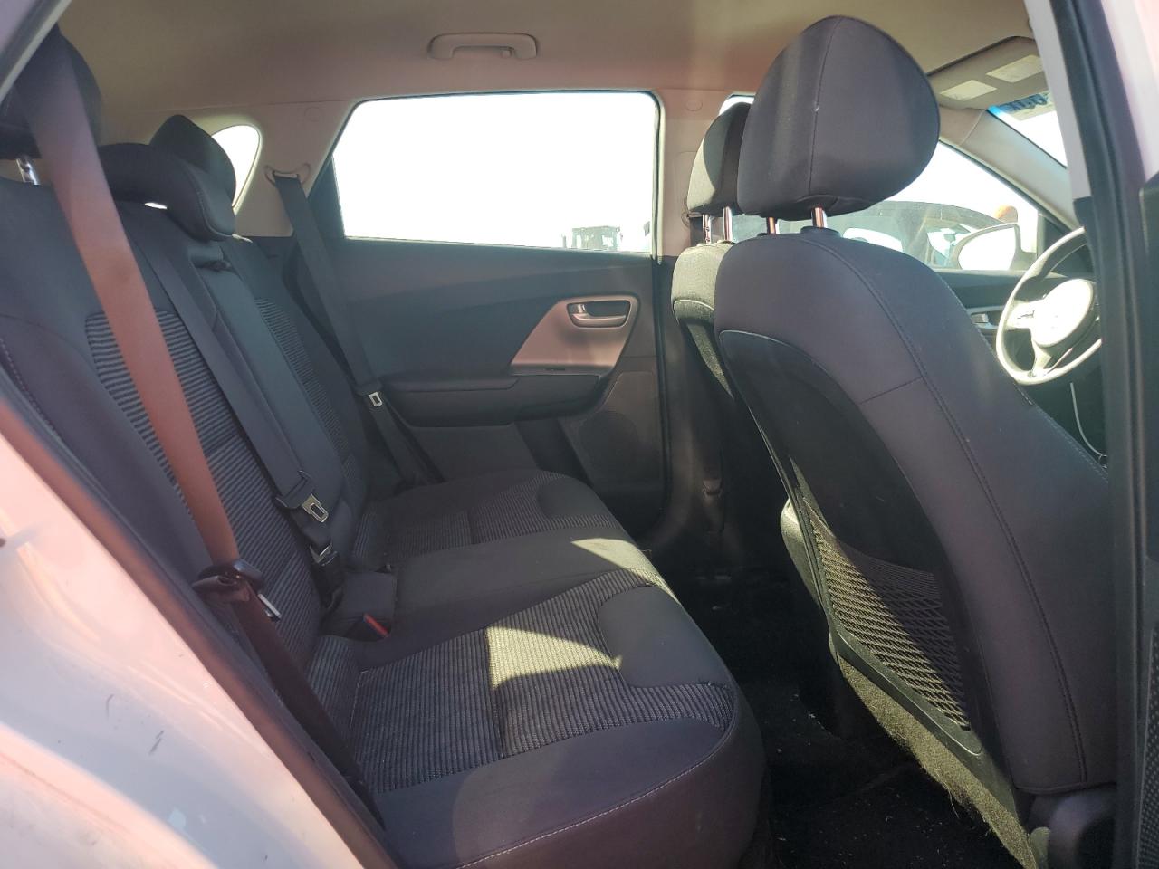 2019 Kia Niro - Image 10