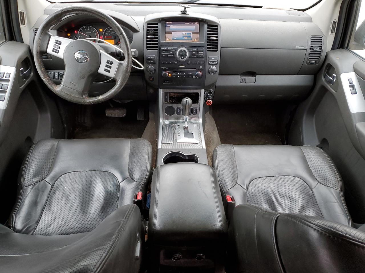 2011 Nissan Pathfinder - Image 8