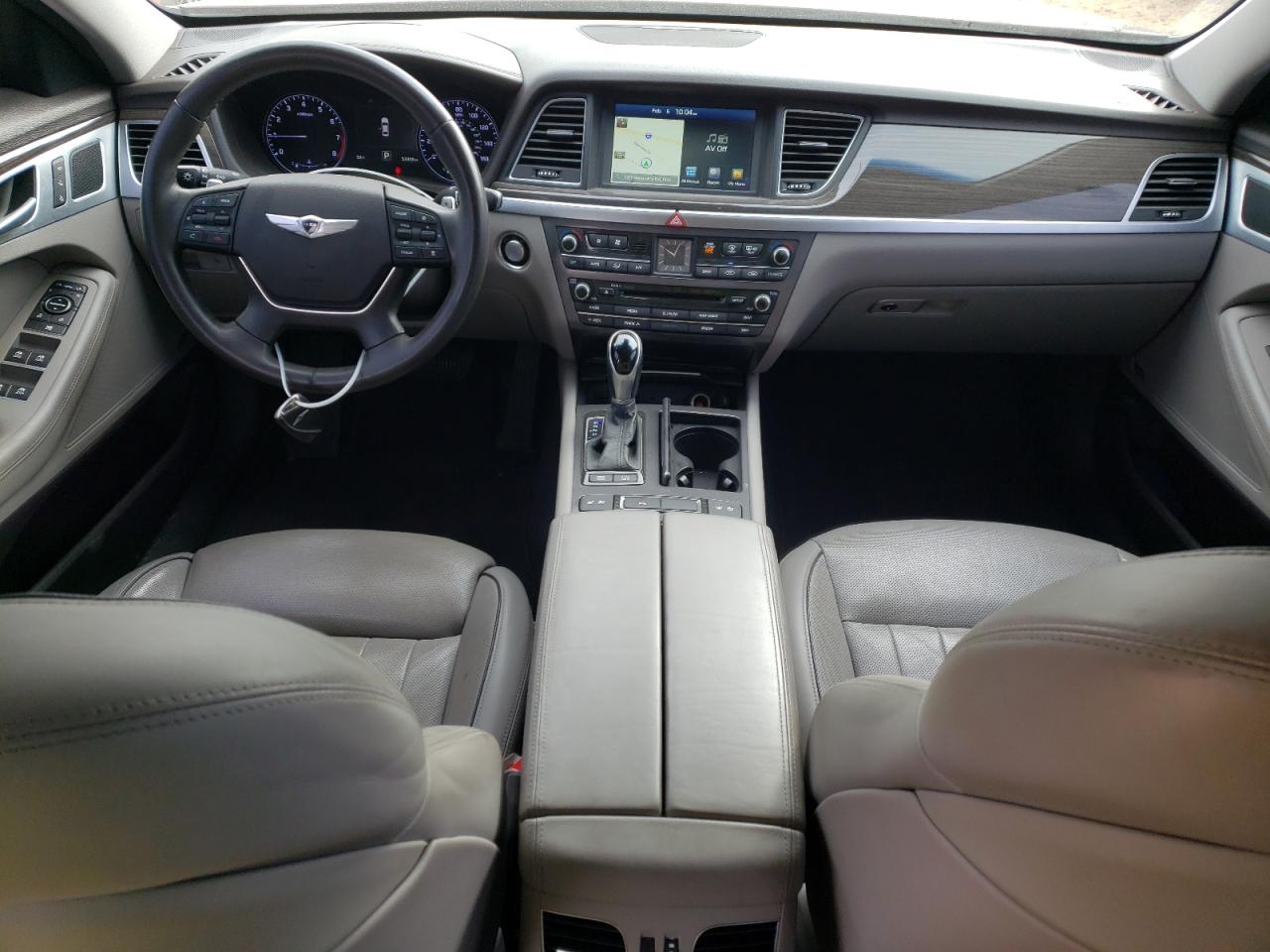 2015 Hyundai Genesis - Image 8