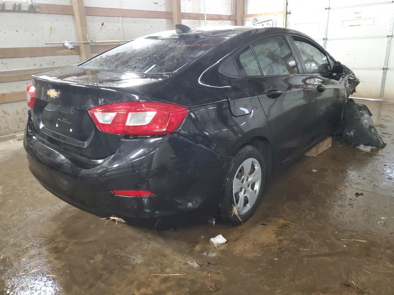 2017 Chevrolet Cruze - Image 3