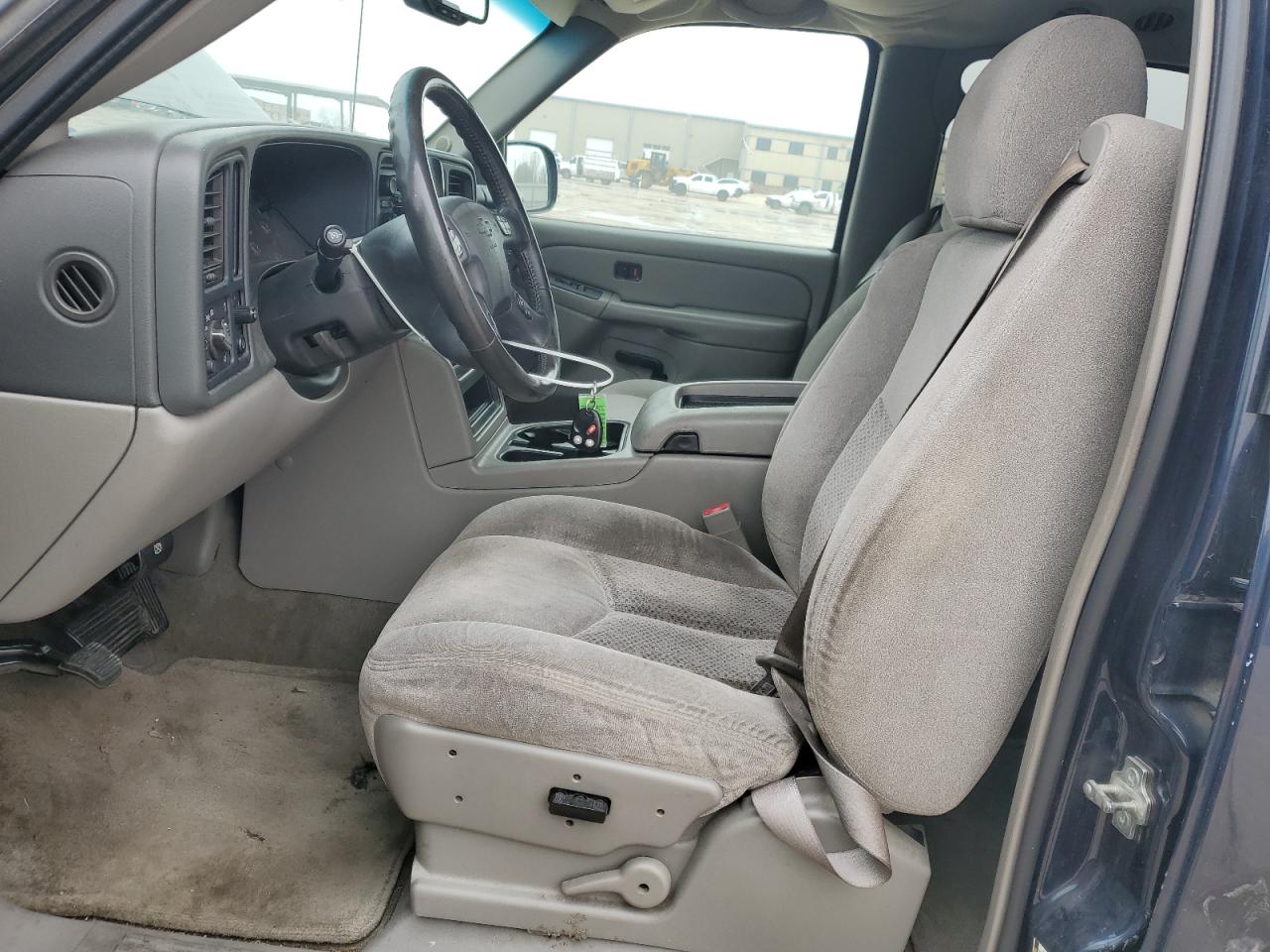 2004 Chevrolet Tahoe - Image 7