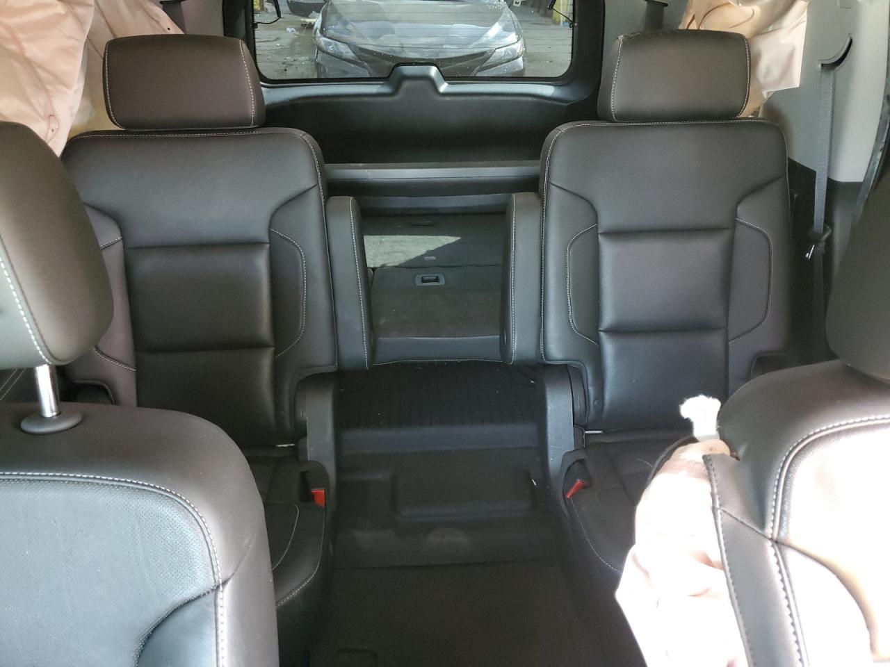 2018 Chevrolet Tahoe C1500 Premier VIN: 1GNSCCKJ1JR265084 Lot: 45997395