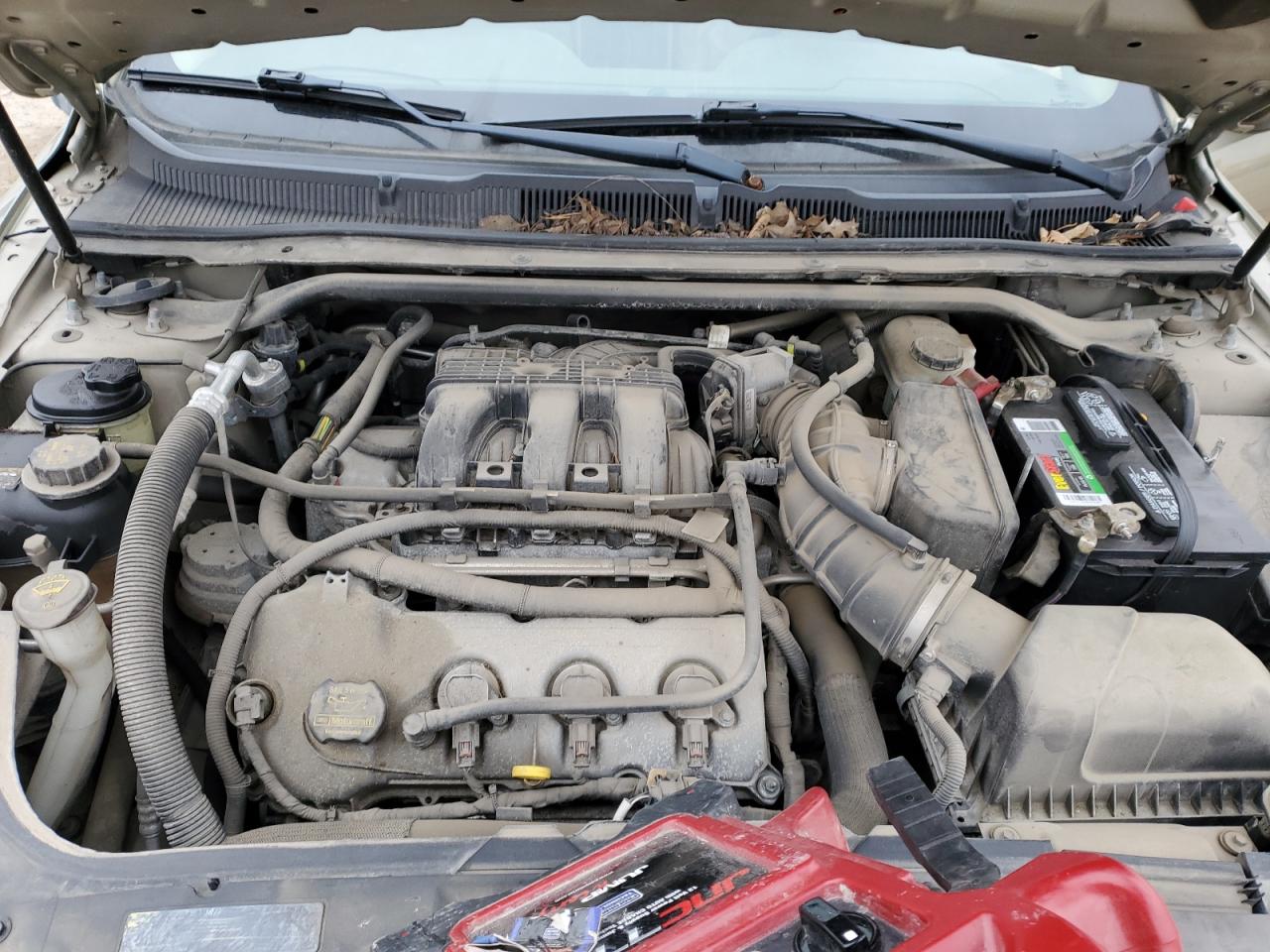 2012 Ford Taurus - Image 11