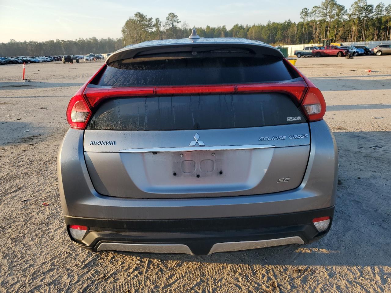 2019 Mitsubishi Eclipse - Image 6