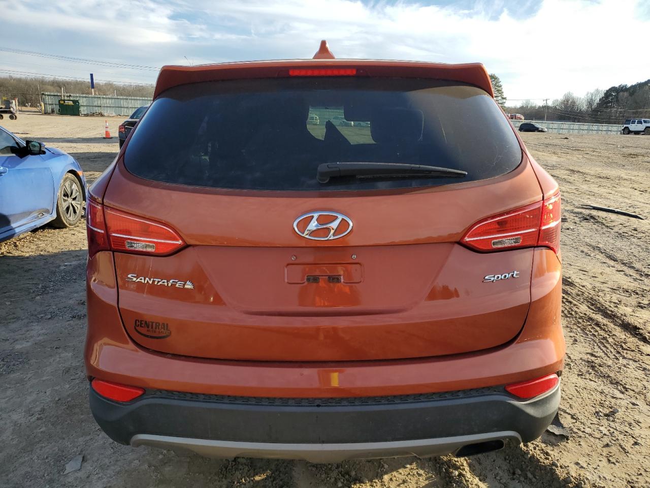 2016 Hyundai Santa Fe - Image 6