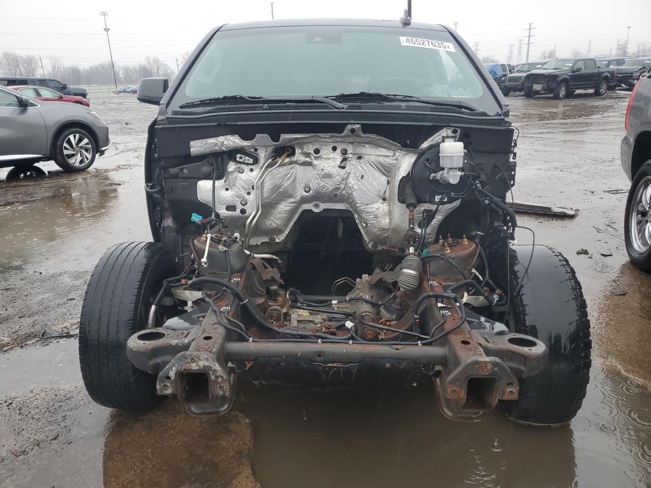 2015 Chevrolet Suburban - Image 5