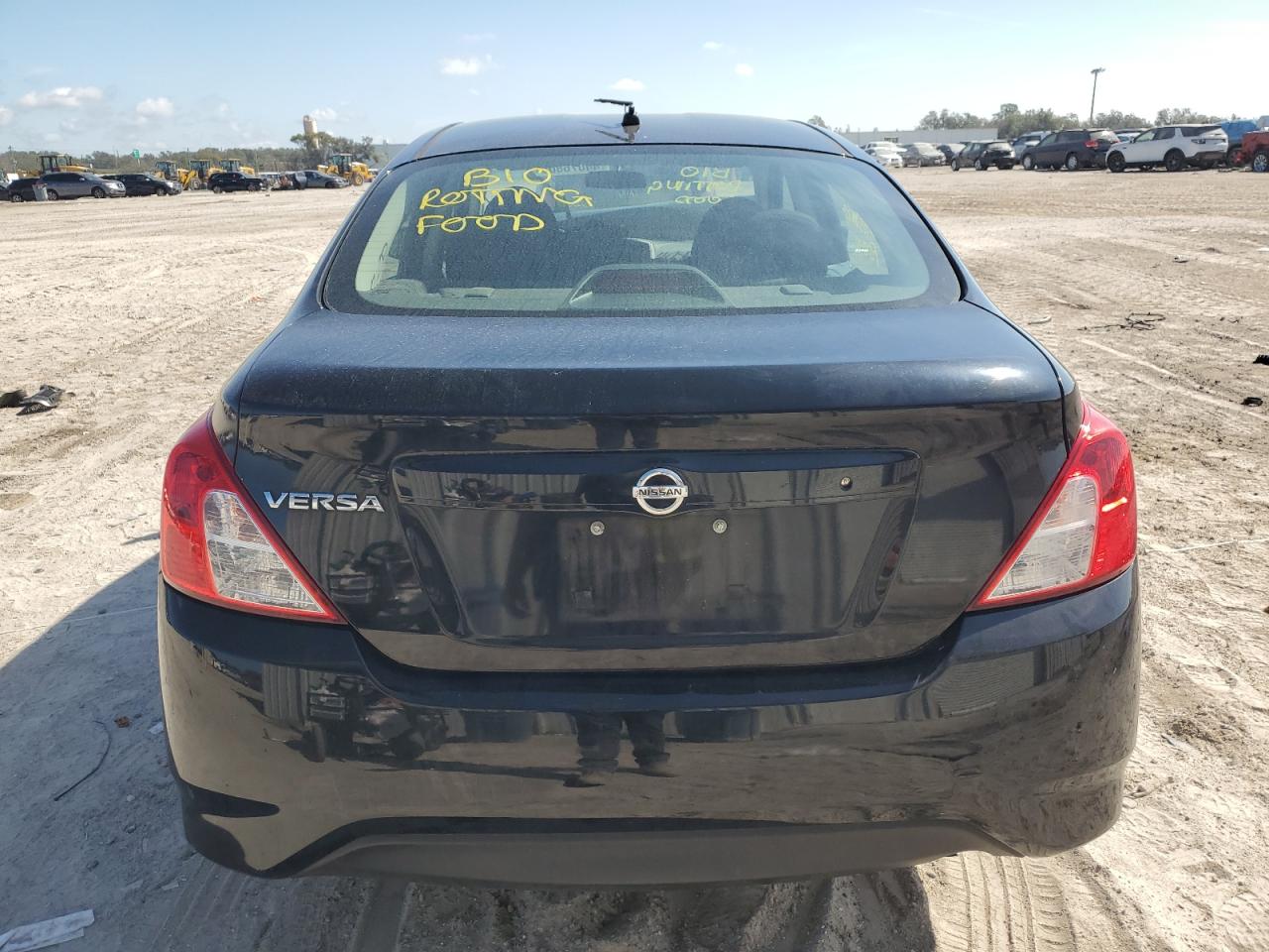 2016 Nissan Versa - Image 6