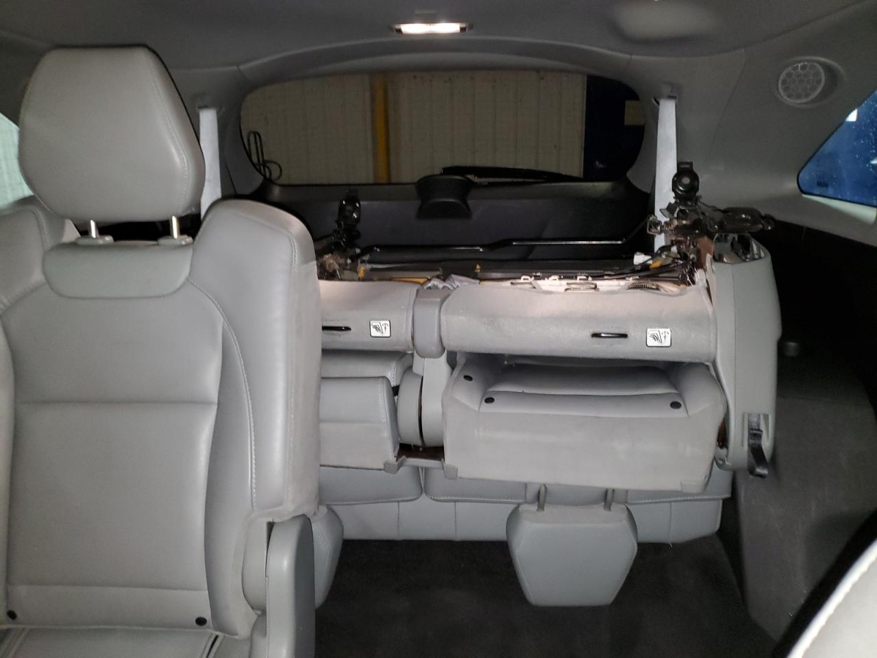 2016 Acura MDX - Image 10