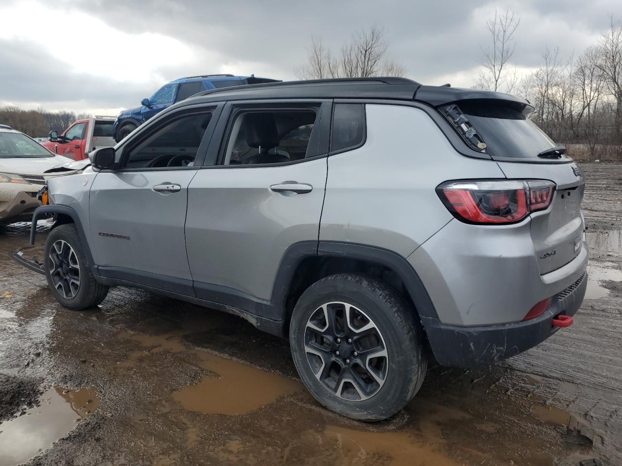 2020 Jeep Compass - Image 2