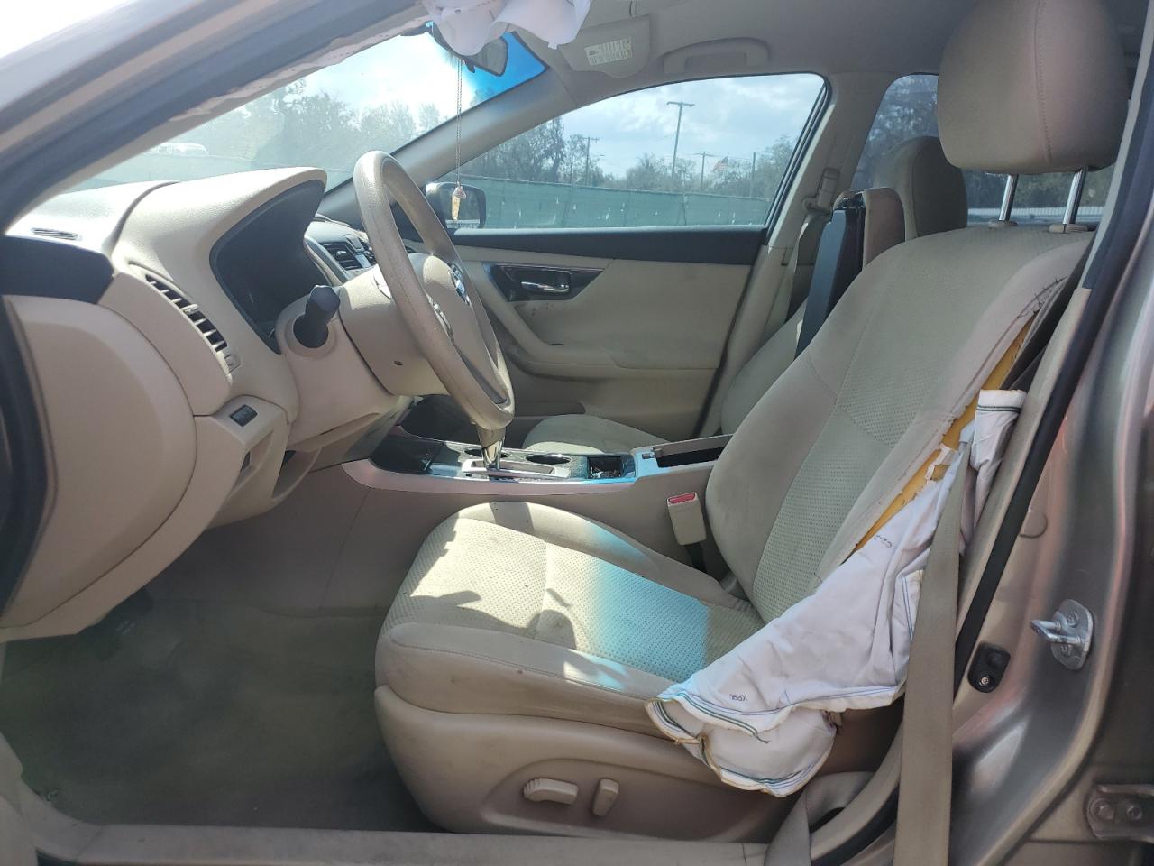 2014 Nissan Altima - Image 7