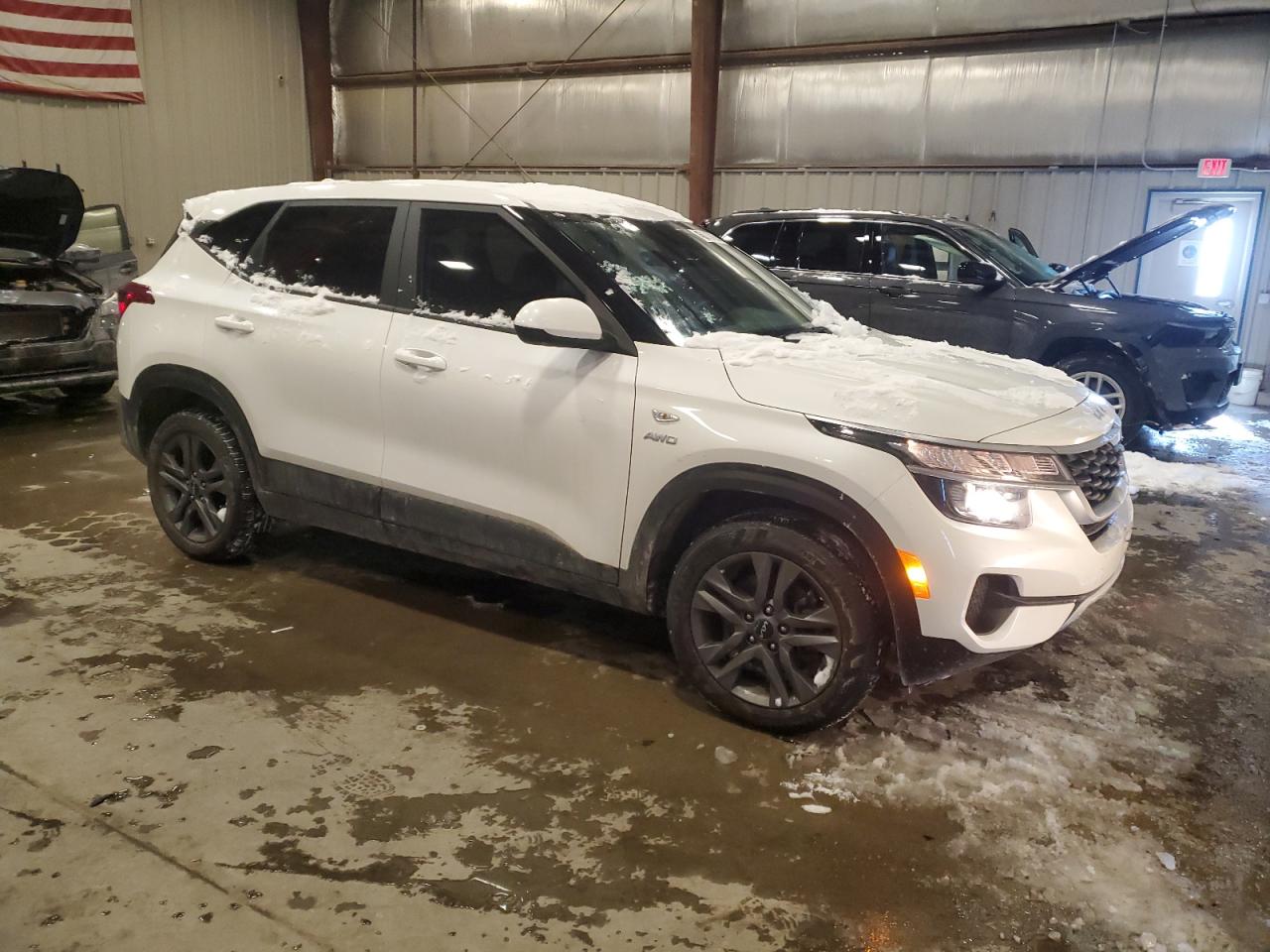 2022 Kia Seltos - Image 4