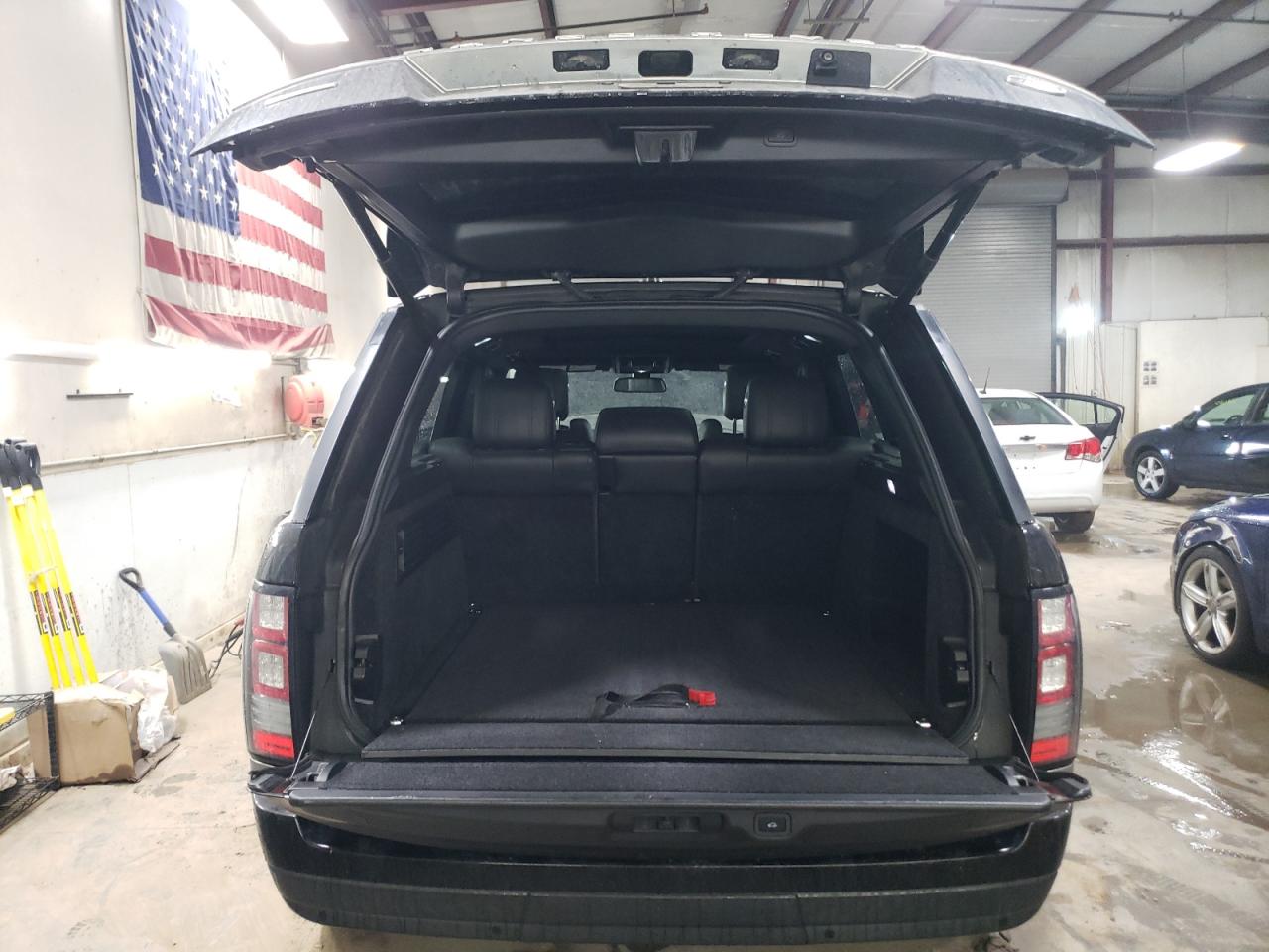 2015 Land Rover Range Rover - Image 6