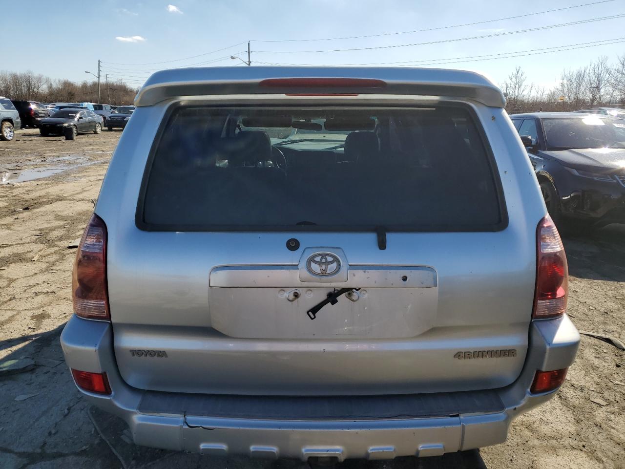 2005 Toyota 4Runner - Image 6