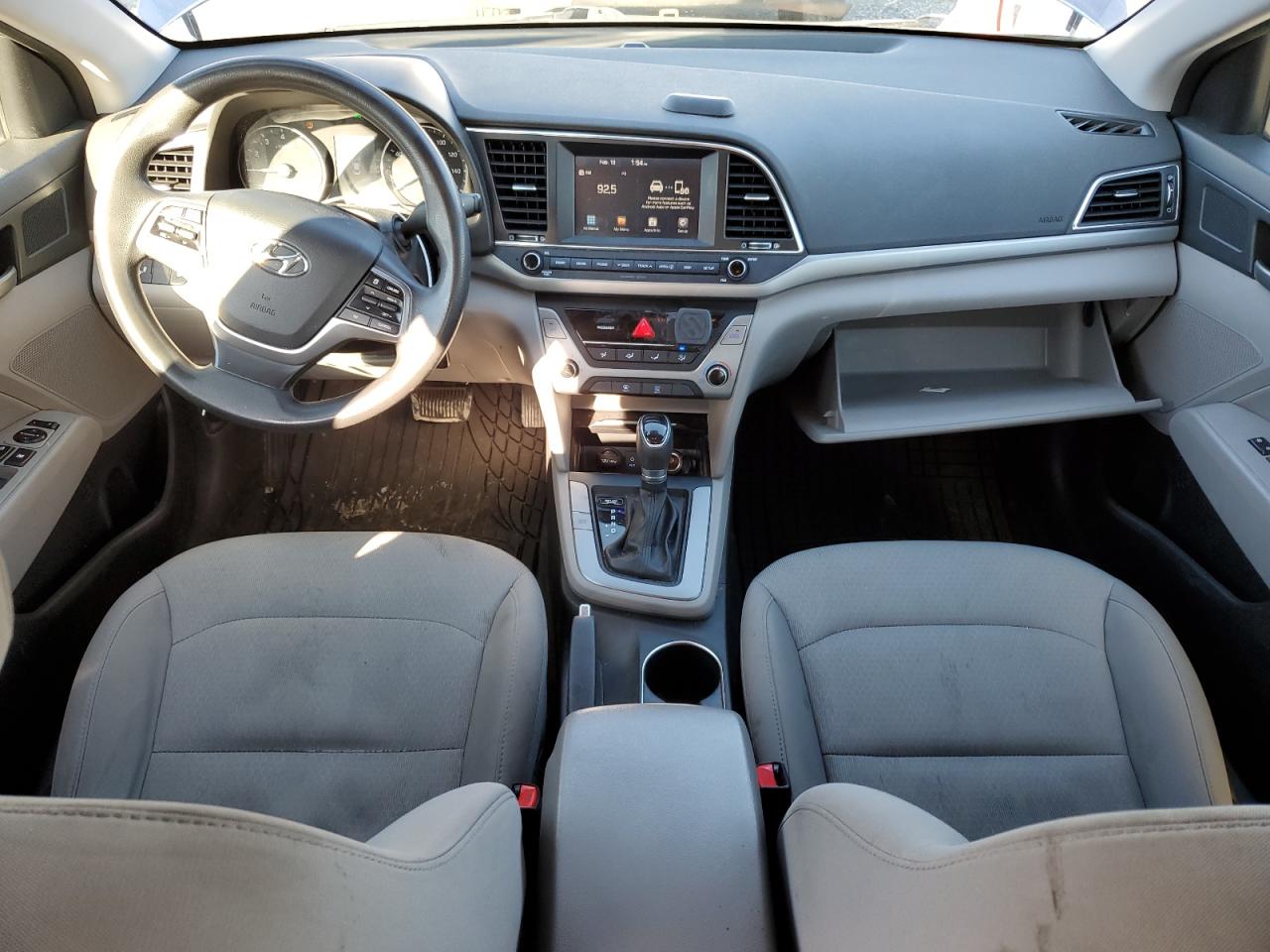 2018 Hyundai Elantra - Image 8