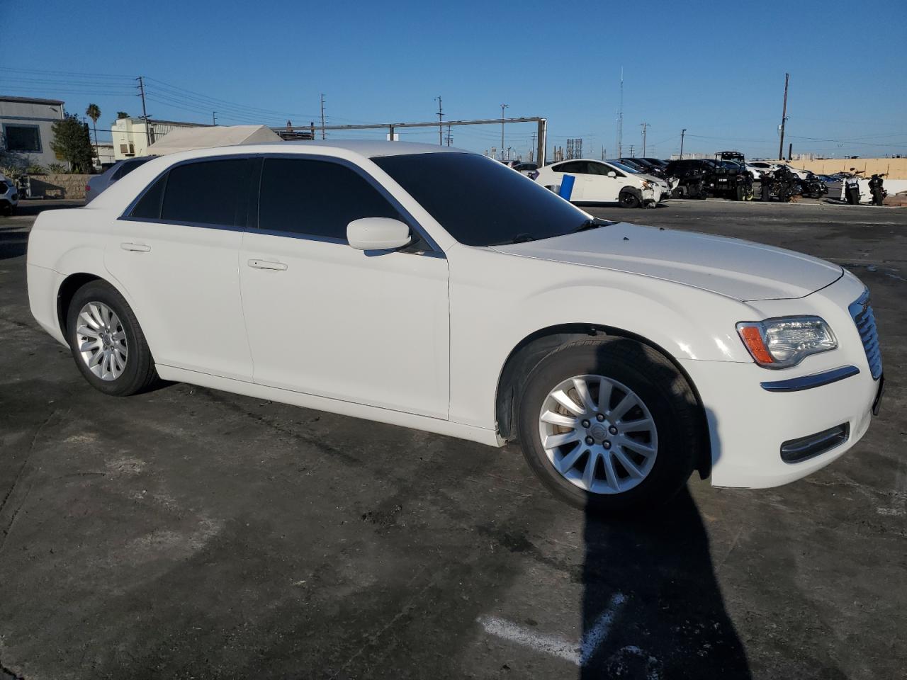 2014 Chrysler 300 - Image 4