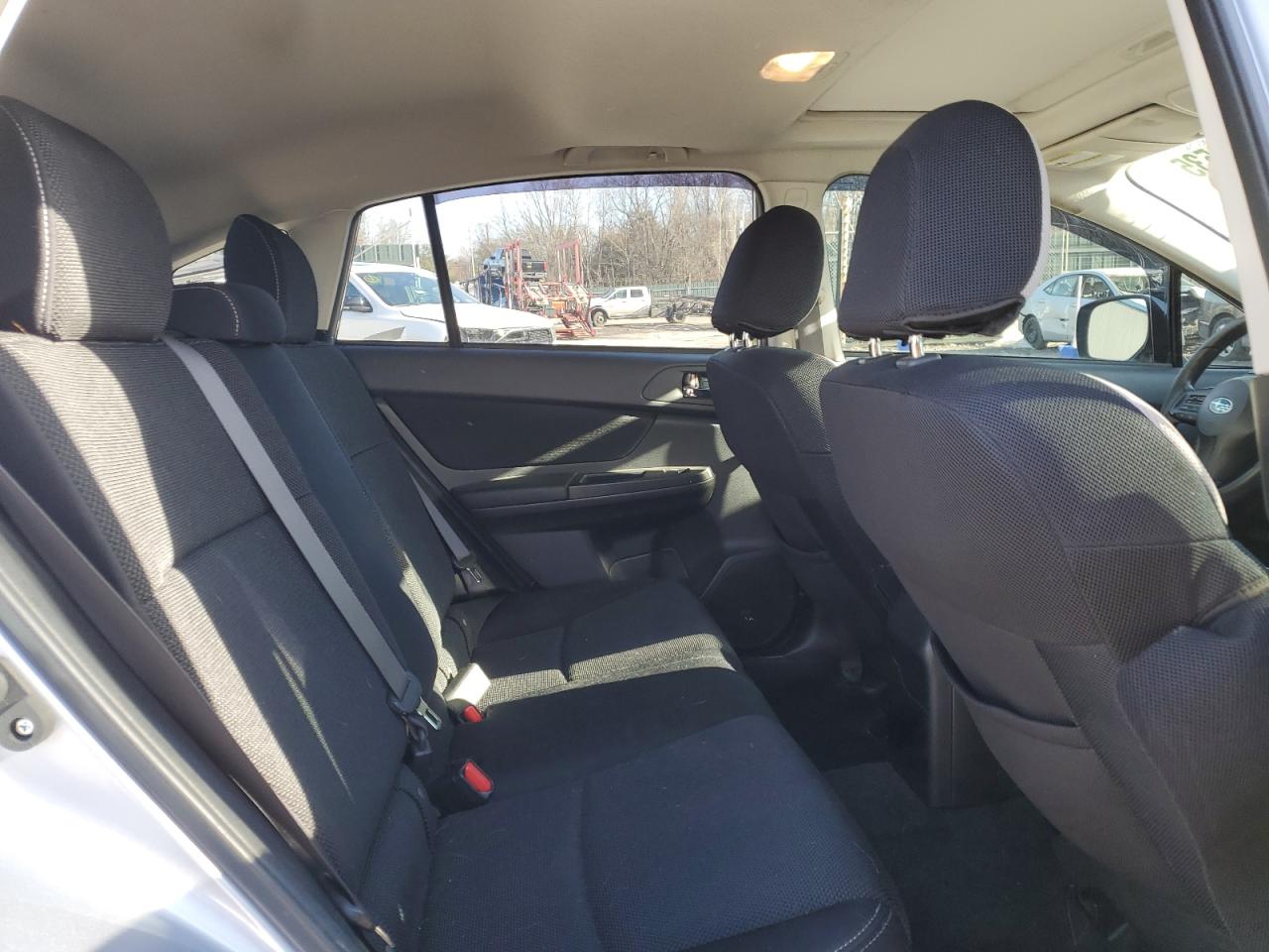 2013 Subaru XV - Image 11