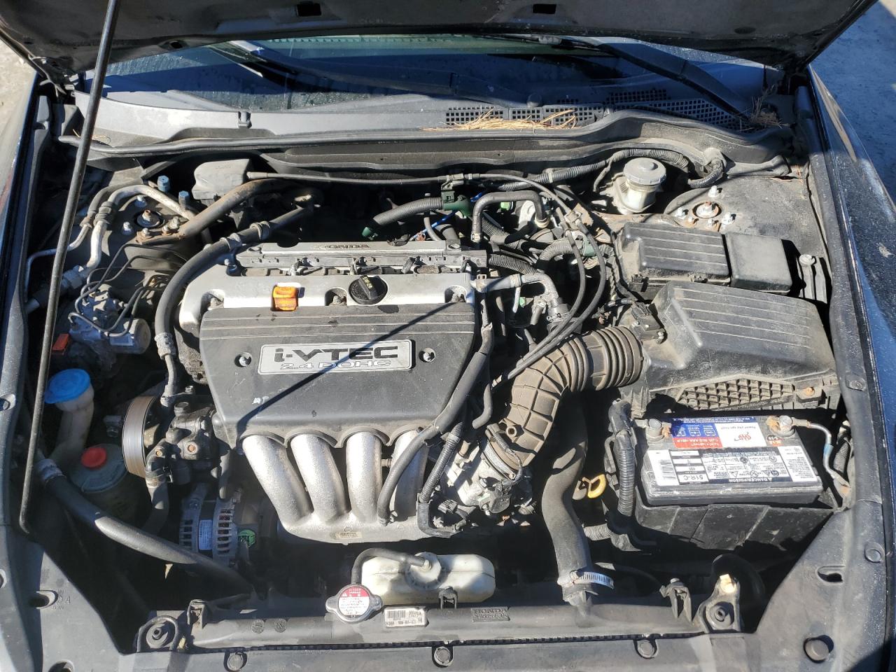 2004 Honda Accord - Image 11