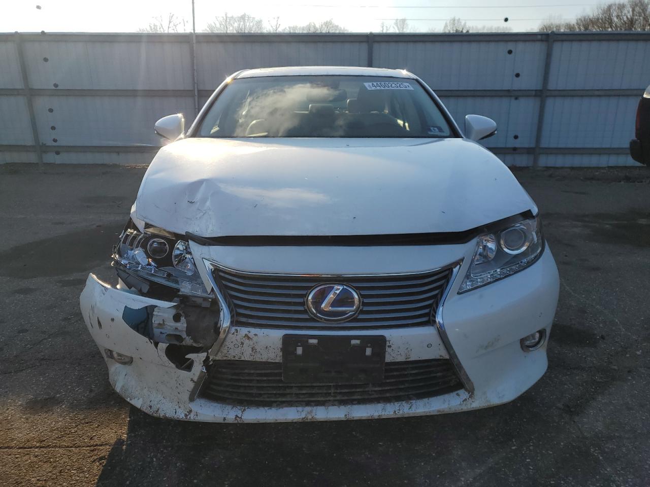 2014 Lexus ES - Image 5