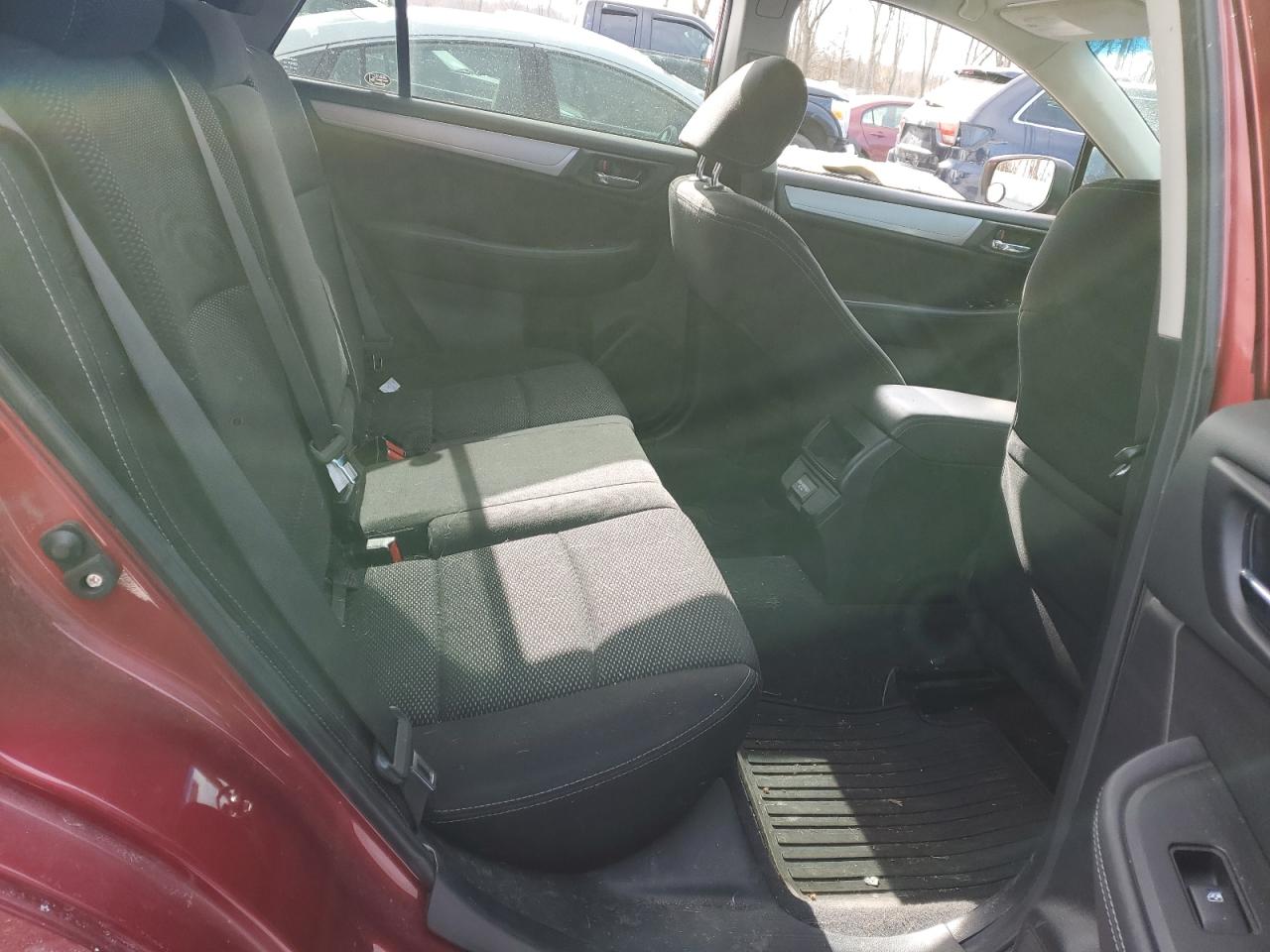 2018 Subaru Outback - Image 10