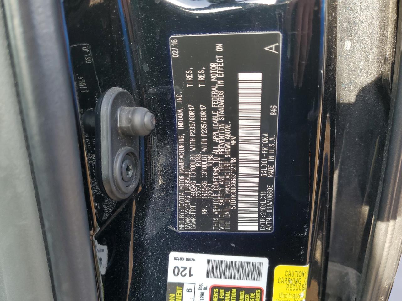 2016 Toyota Sienna - Image 13