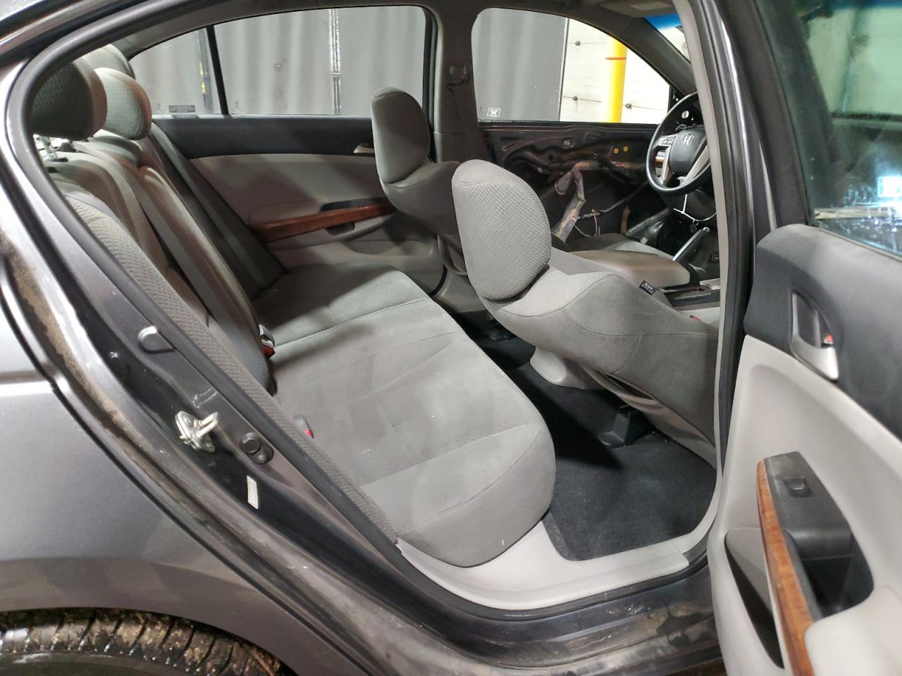 2012 Honda Accord - Image 10