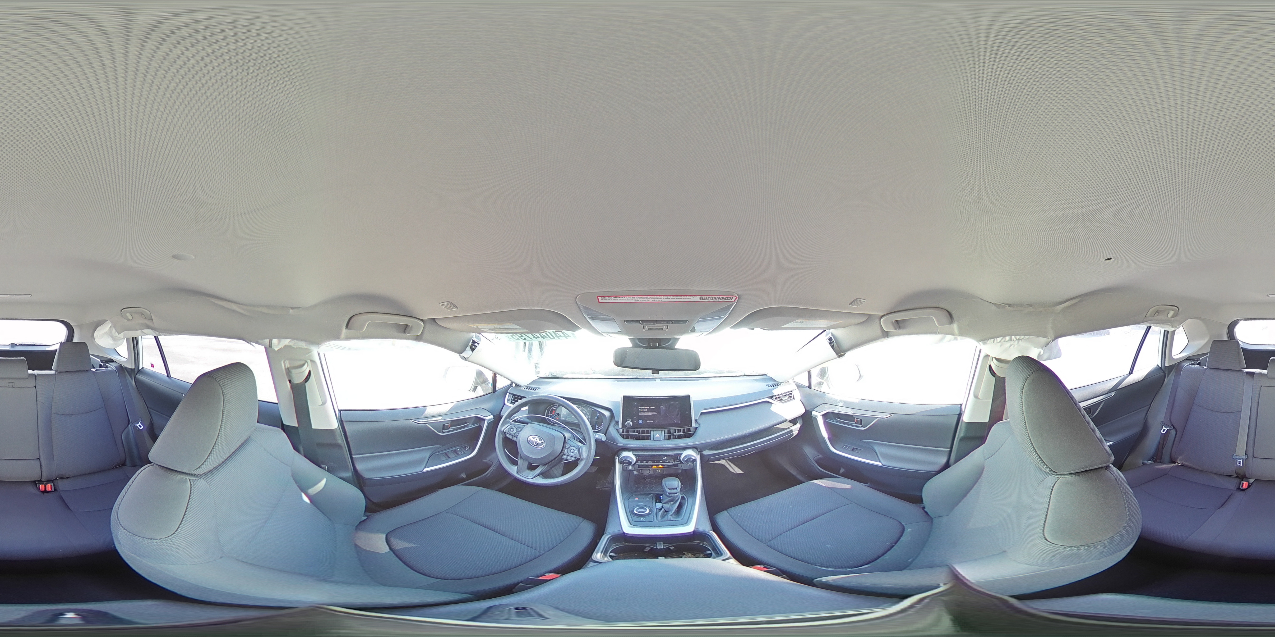 2024 Toyota RAV 4 - Image 13