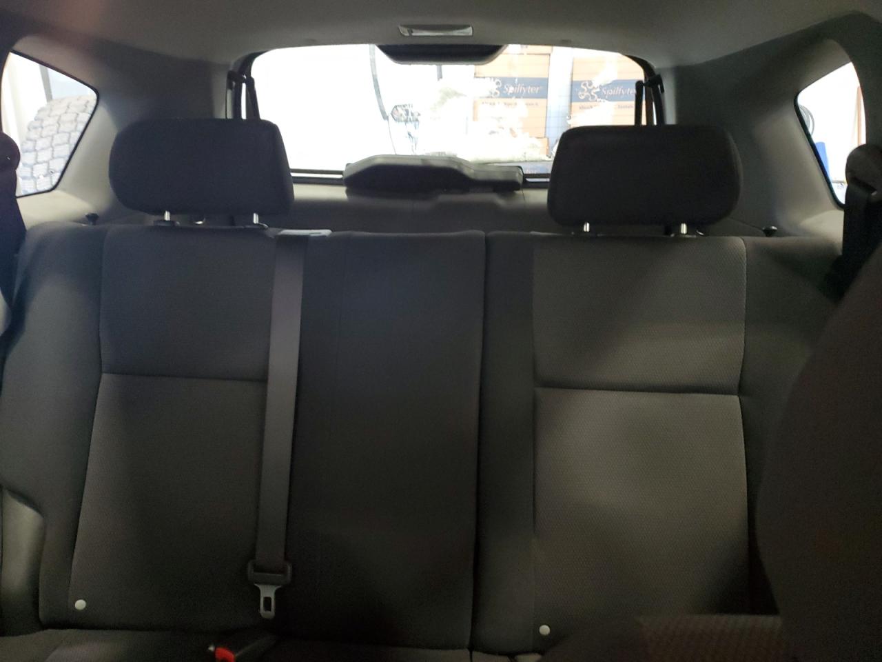 2007 Pontiac Vibe - Image 10