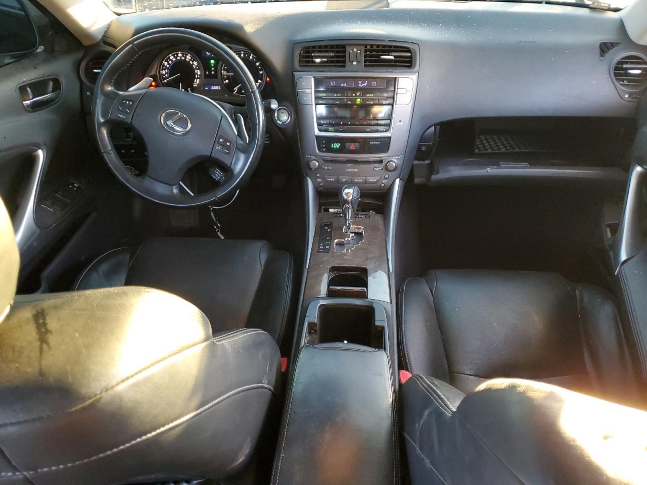 2010 Lexus IS - Image 8