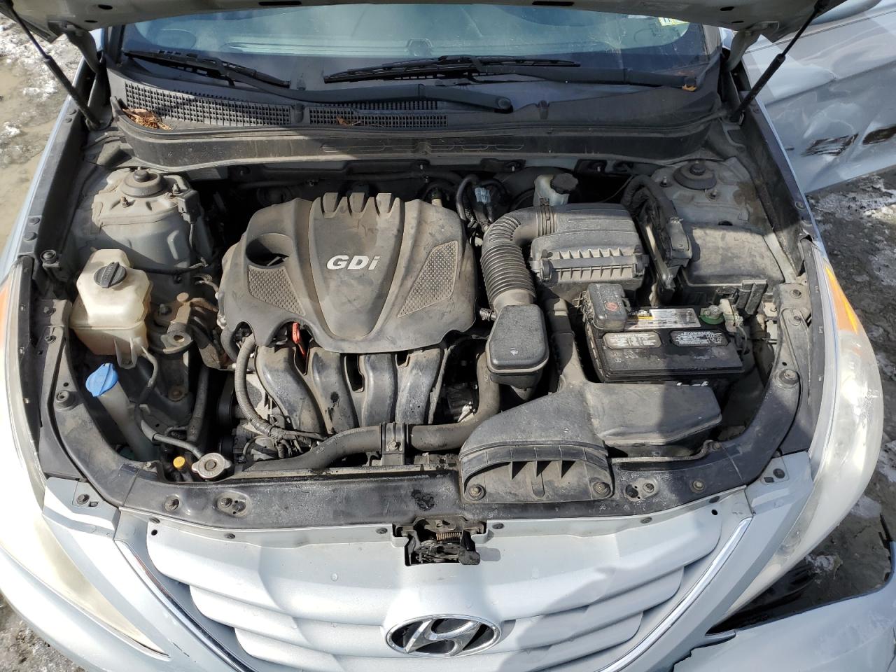 2013 Hyundai Sonata - Image 11