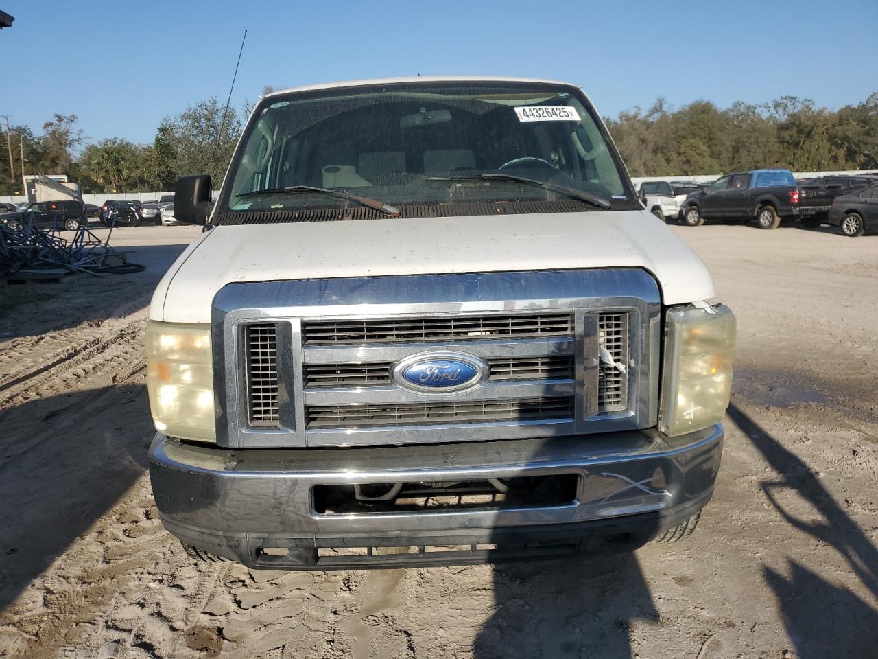 2011 Ford Econoline - Image 5