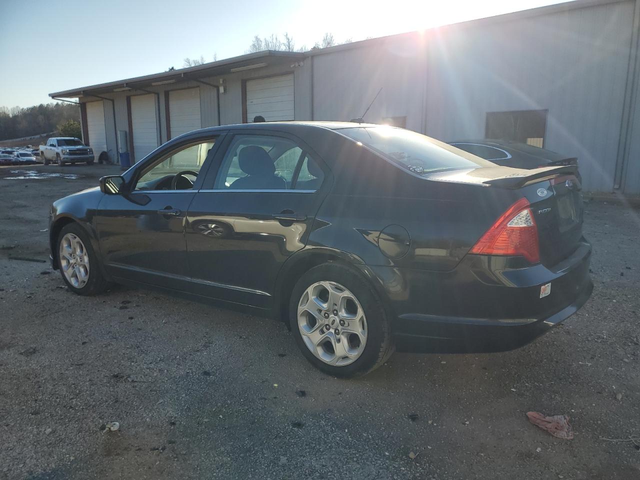 2011 Ford Fusion - Image 2