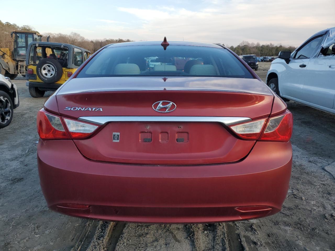 2011 Hyundai Sonata - Image 6