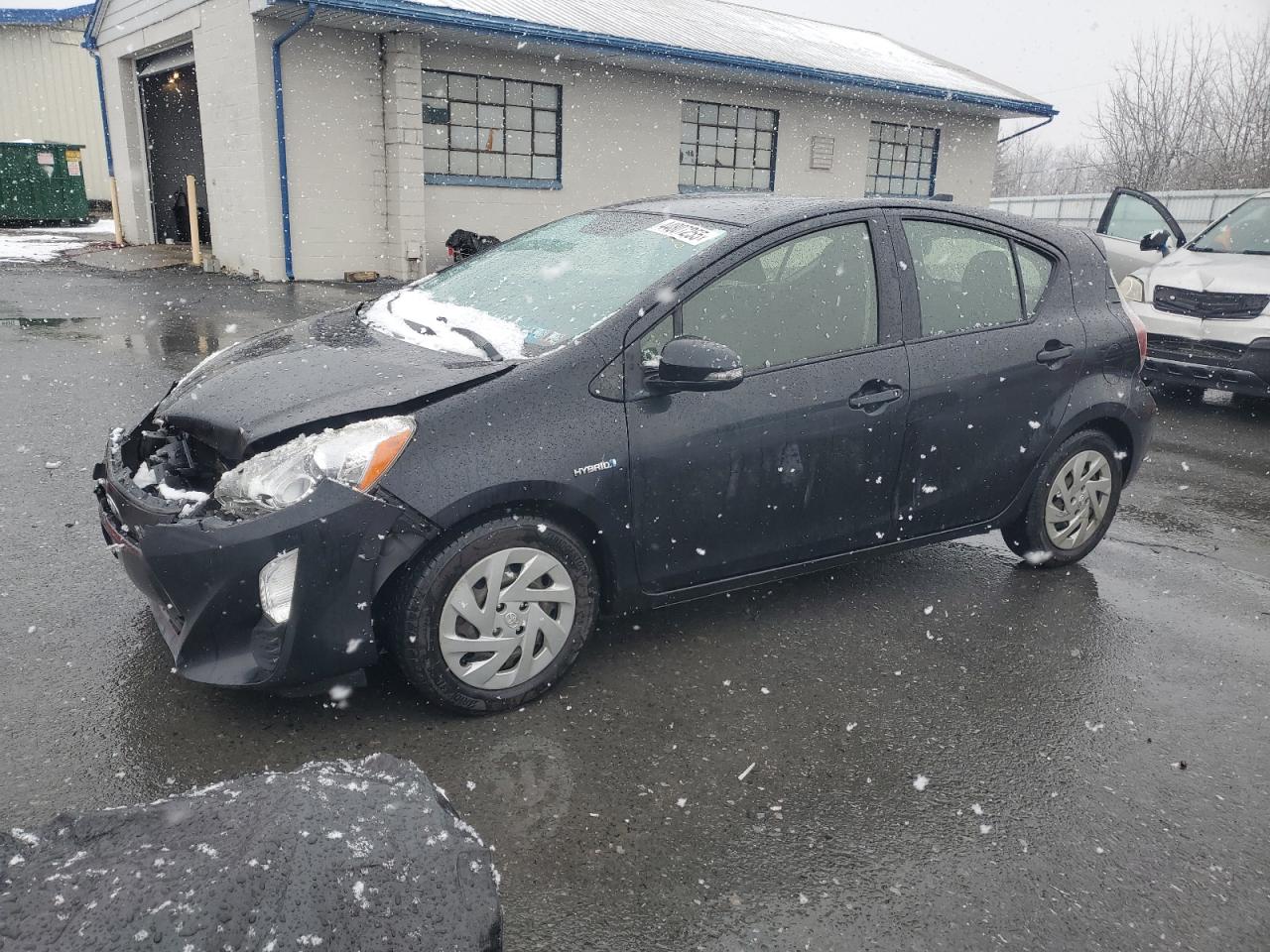 2016 Toyota Prius - Image 1