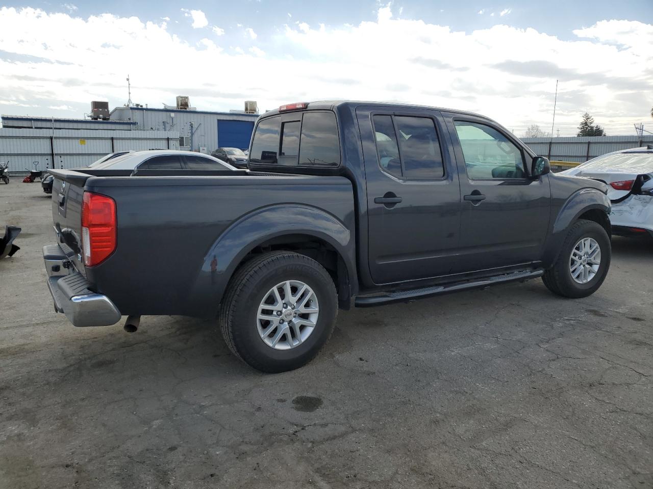 2015 Nissan Navara (Frontier) - Image 3
