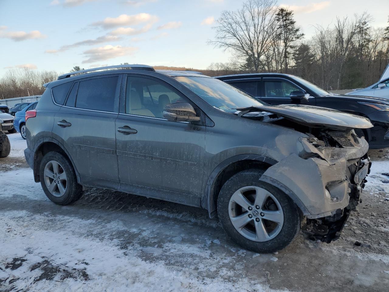 2015 Toyota RAV 4 - Image 4