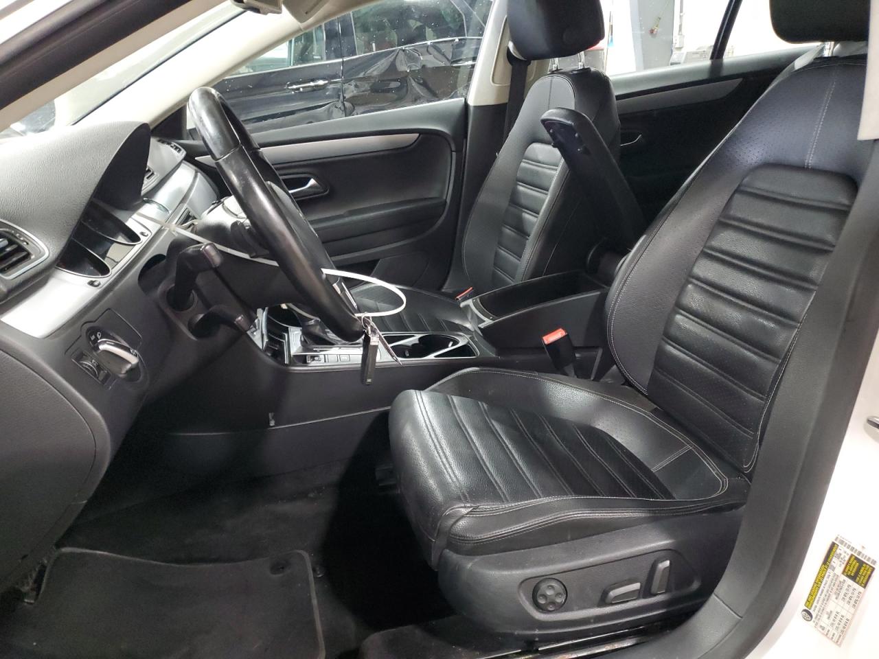 2013 Volkswagen Passat CC - Image 7