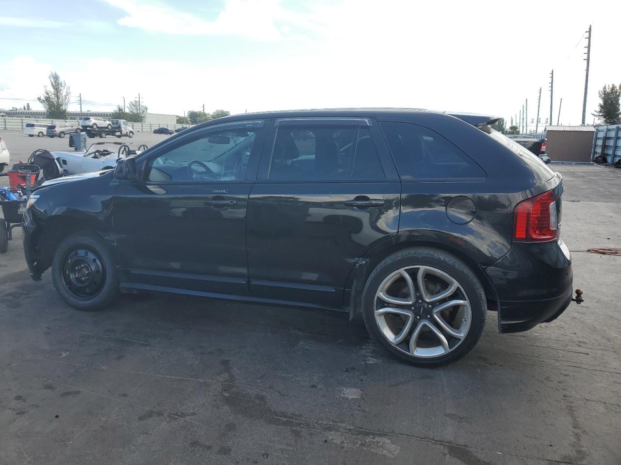 2011 Ford Edge - Image 2