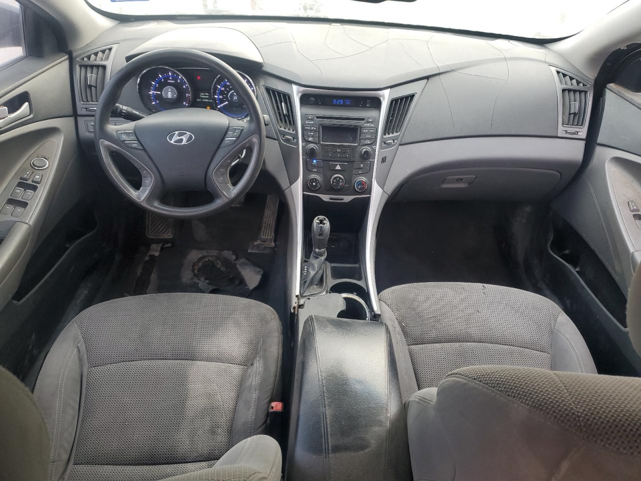 2014 Hyundai Sonata - Image 8