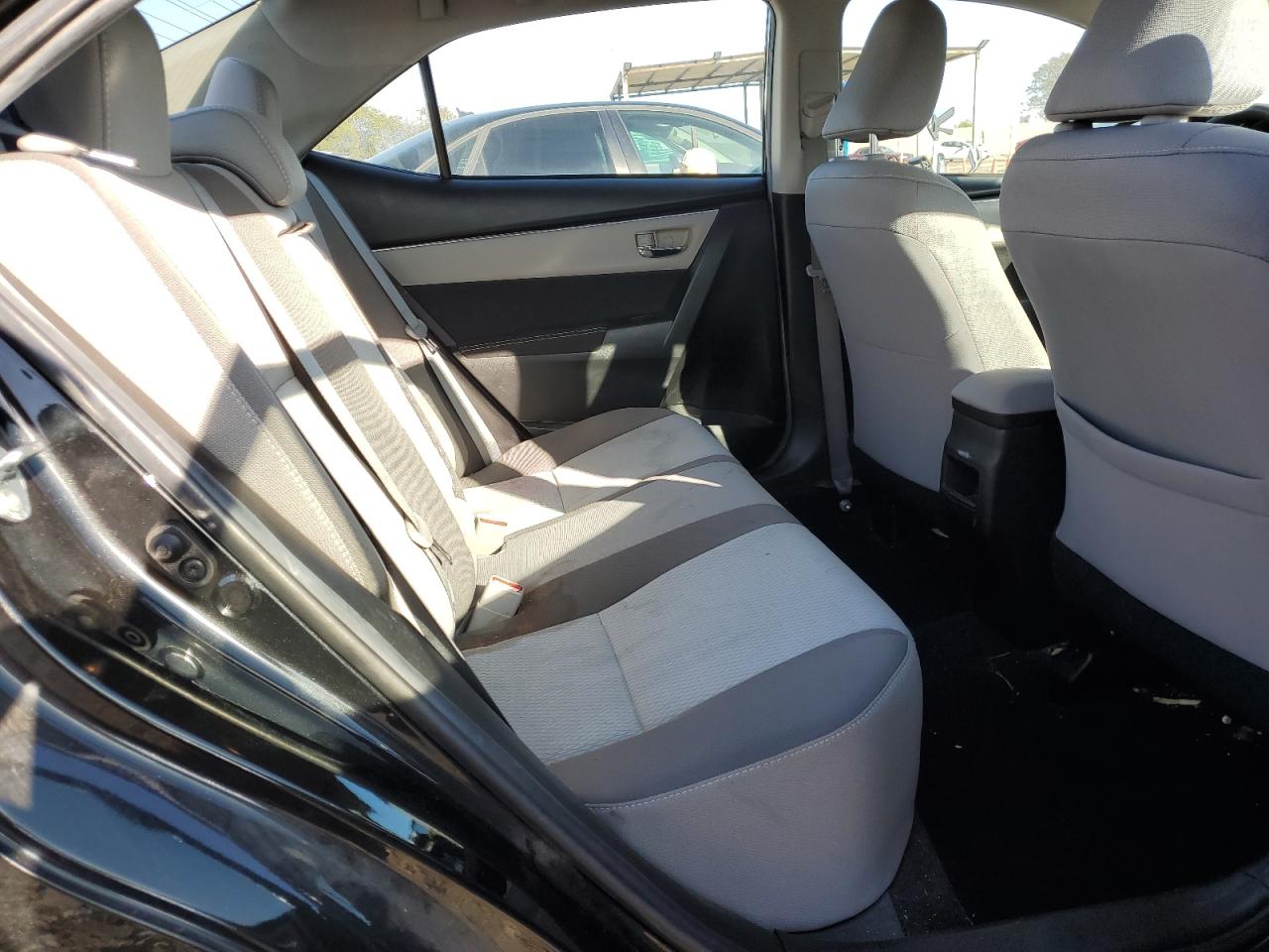 2018 Toyota Corolla - Image 10