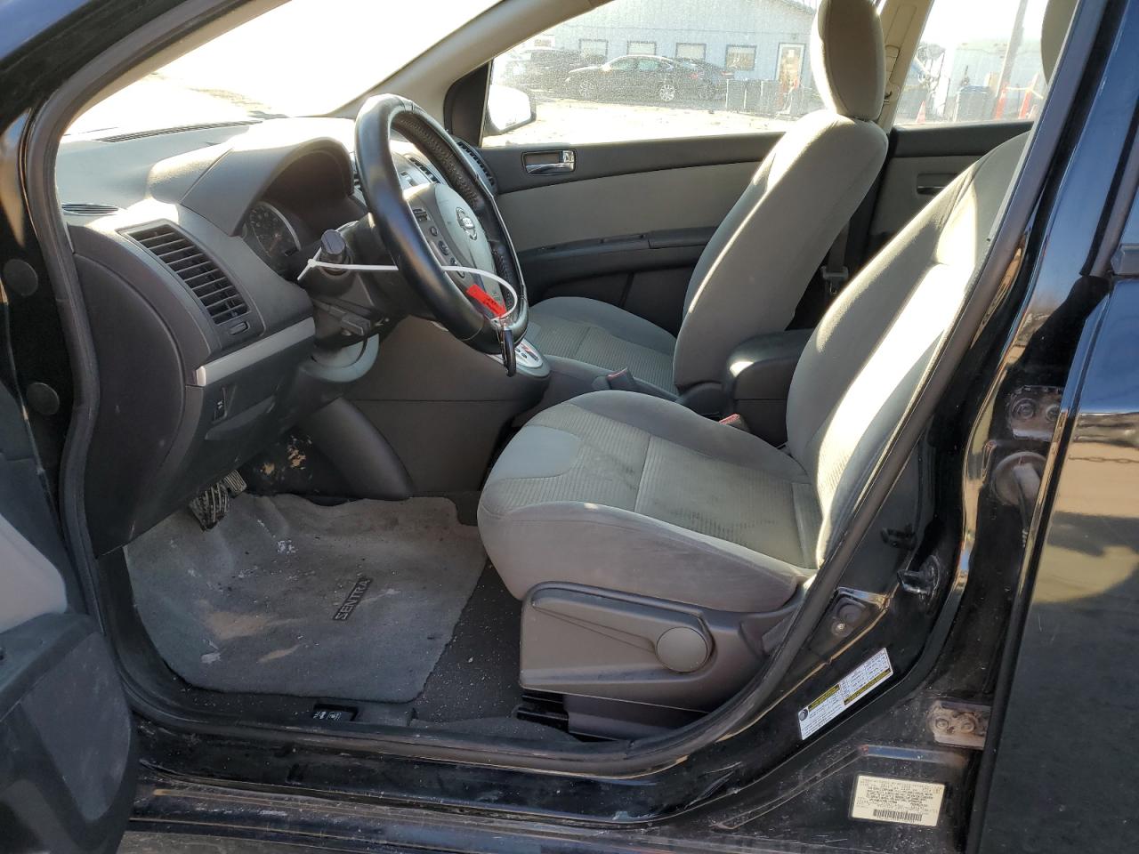 2011 Nissan Sentra - Image 7